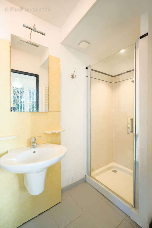 Appartement à LE THOLONET