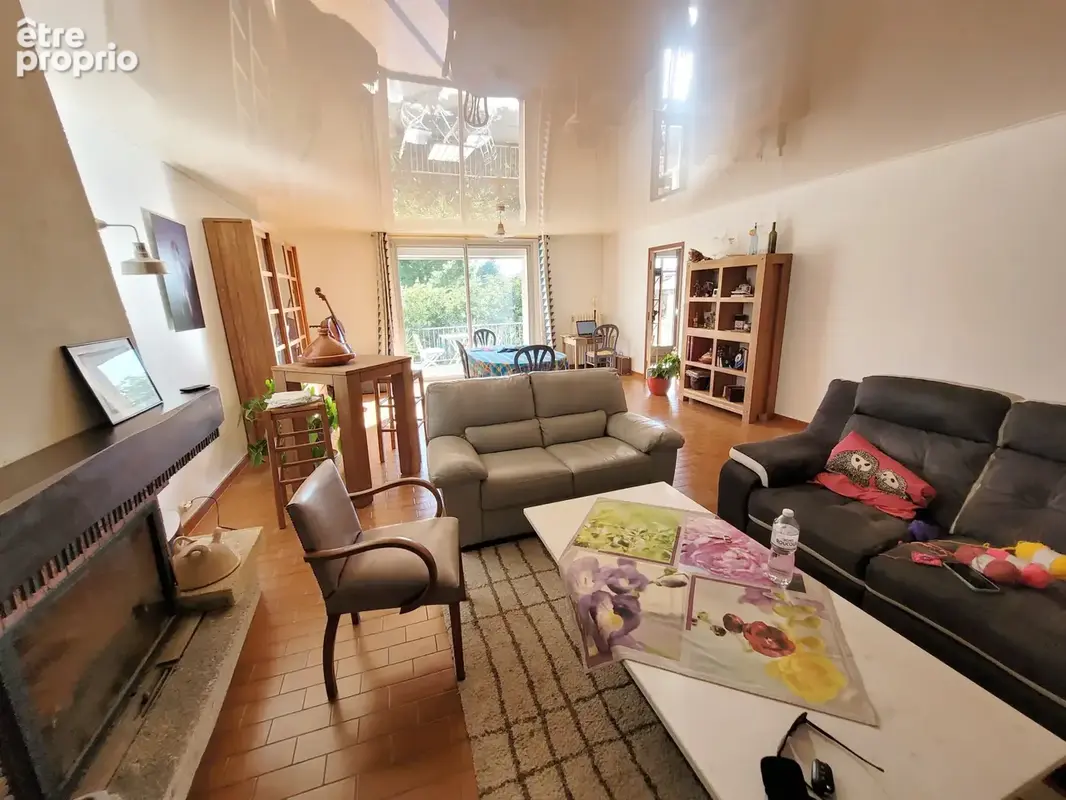 FLEURY D'AUDE Belle Vigneronne sh 200 m2 avec jardin et garage, idéalement située dans un quartier calme. - photo 4