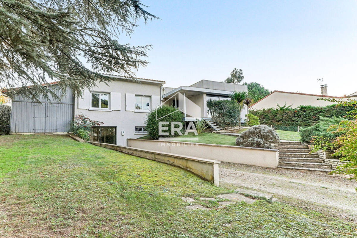 Maison à SAINT-SAUVEUR