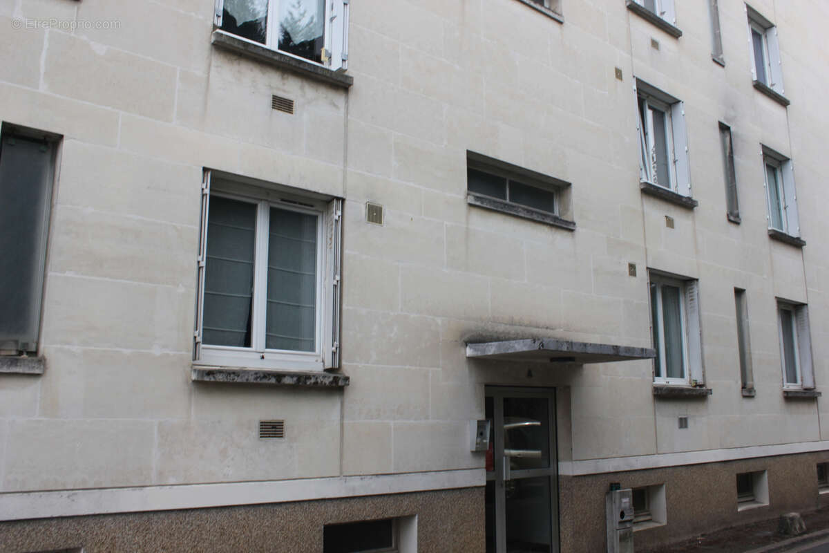 Appartement à SAINT-CYR-SUR-LOIRE