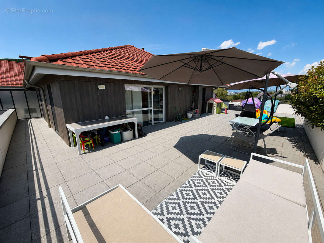 Magnifque attique sur la commune de vetraz monthoux avec grande terrasse garage double et parking prive - photo 15