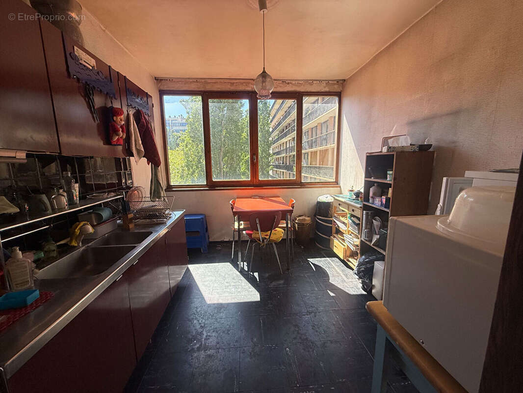Appartement à FONTENAY-LE-FLEURY