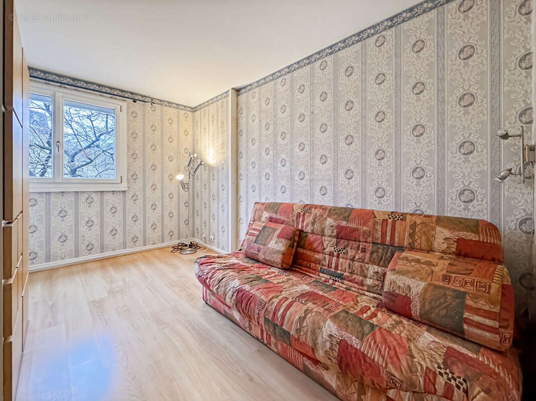 Appartement à ROSNY-SOUS-BOIS