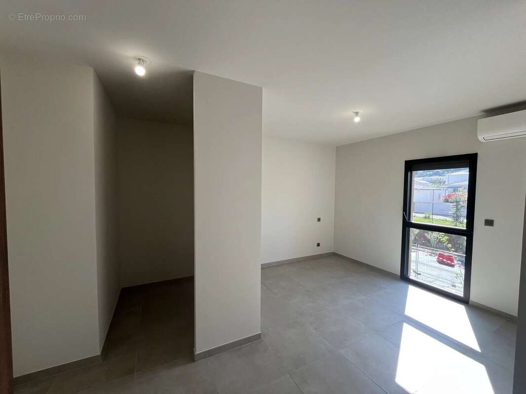 Appartement à BORGO