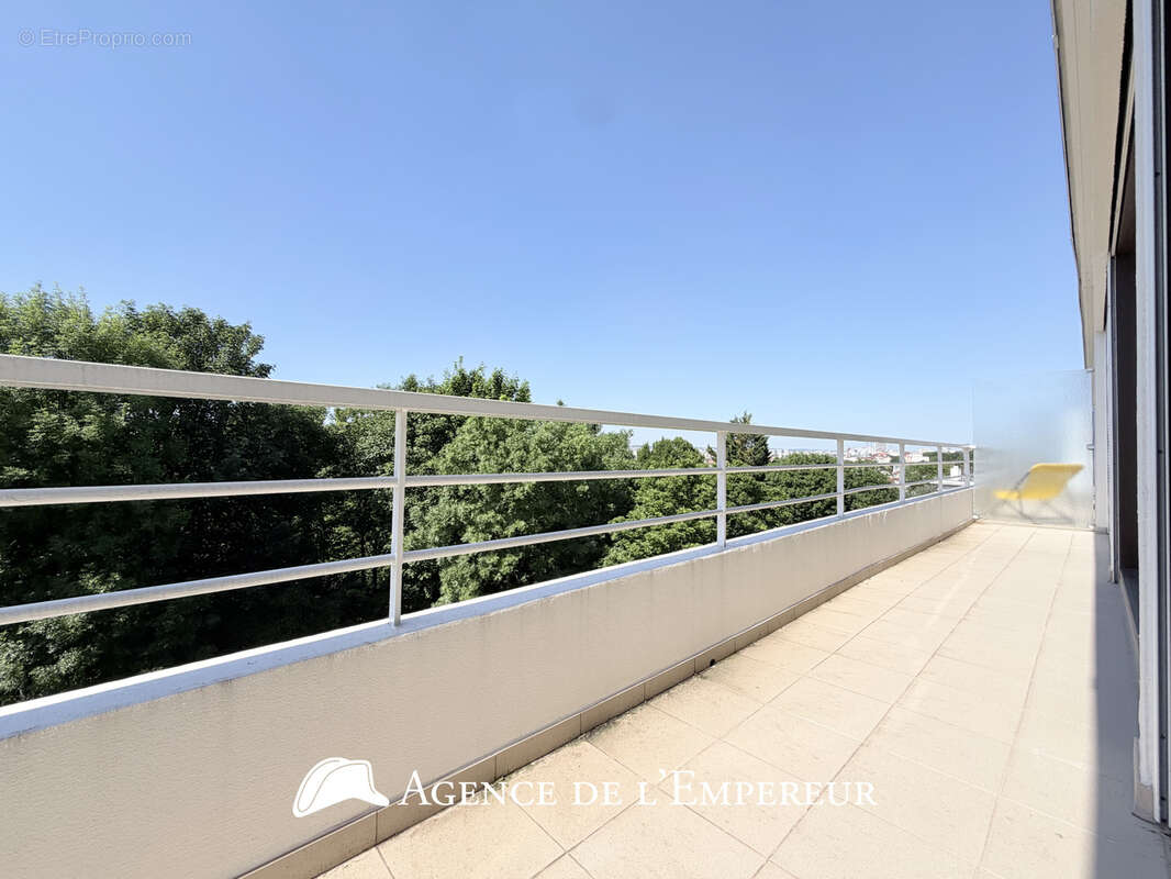 Appartement à RUEIL-MALMAISON