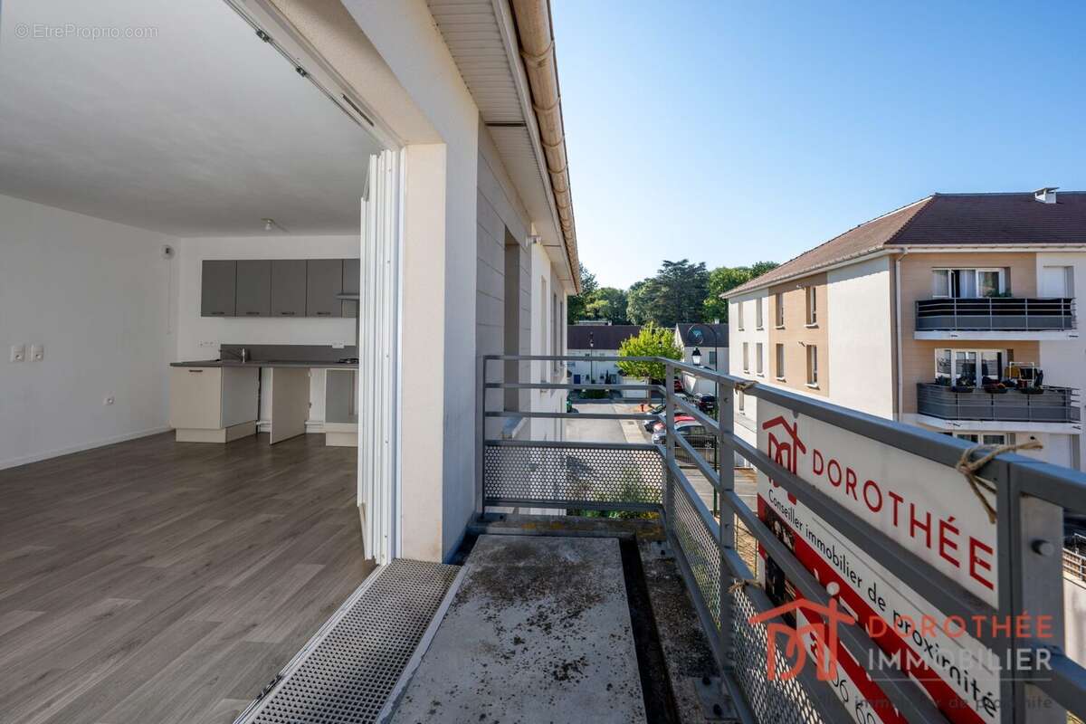 Appartement 59 m² à Santeny  - photo 9