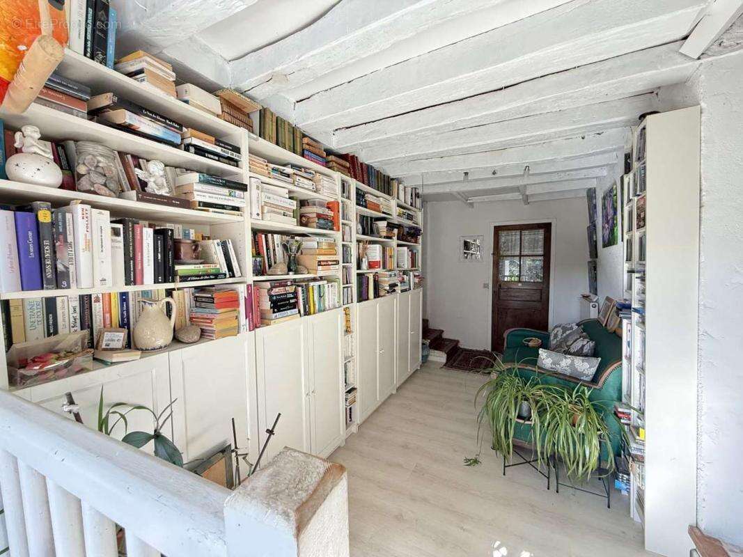 Maison à CONDE-SUR-HUISNE