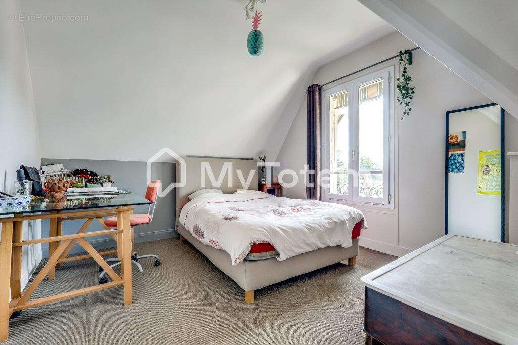 Maison à SAINT-LEU-LA-FORET