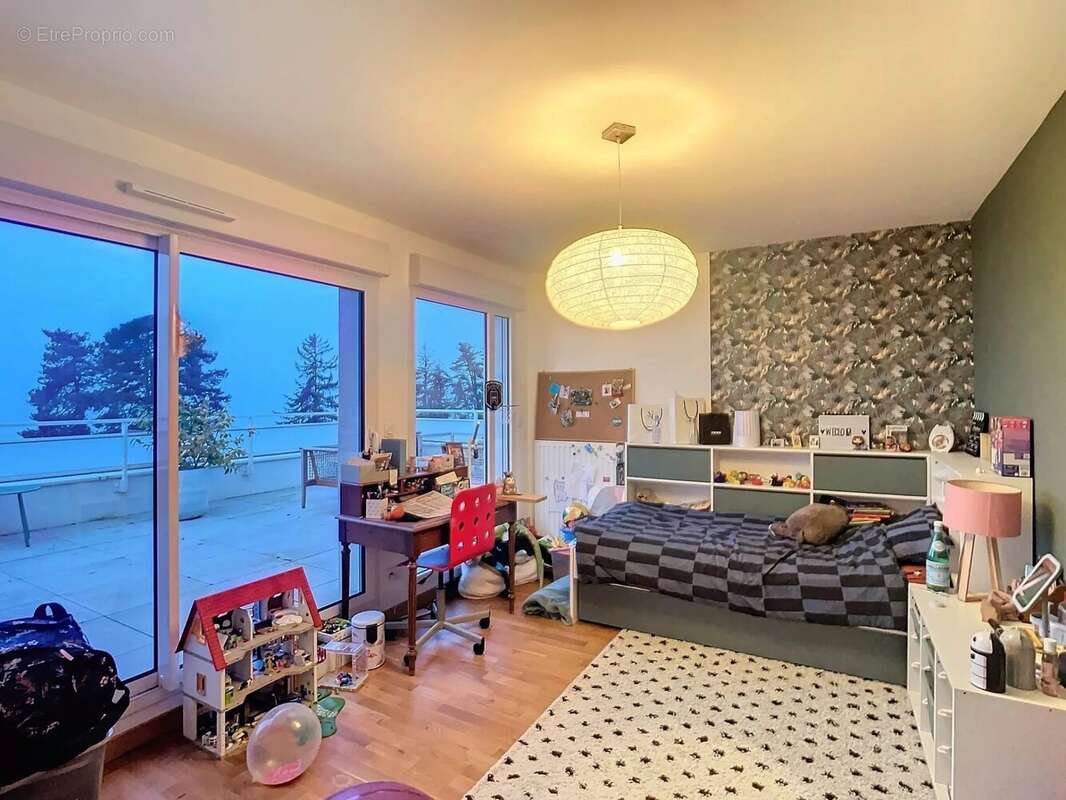 Appartement à EVIAN-LES-BAINS