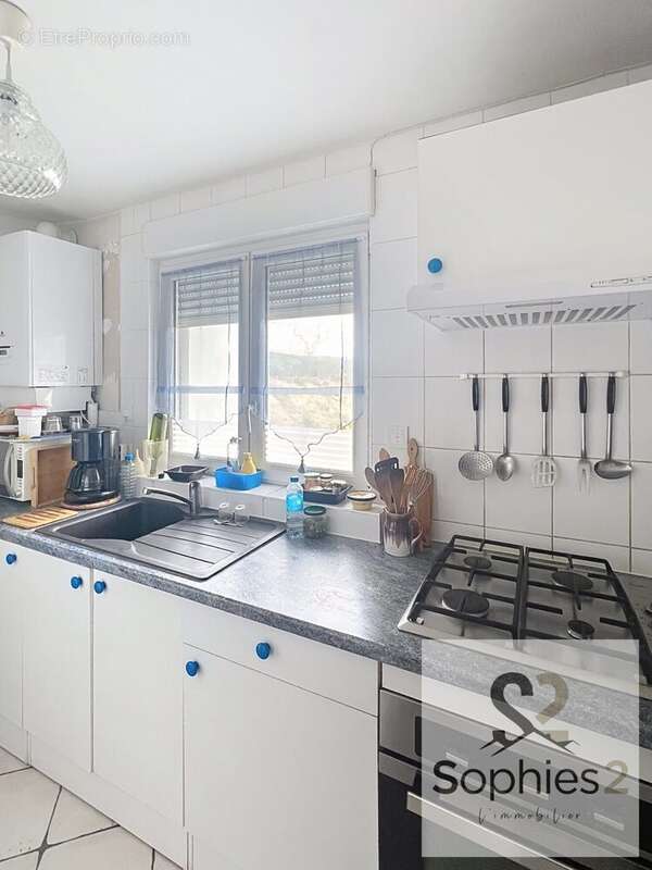 Seyssins cuisine aménagée  - Appartement à SEYSSINS