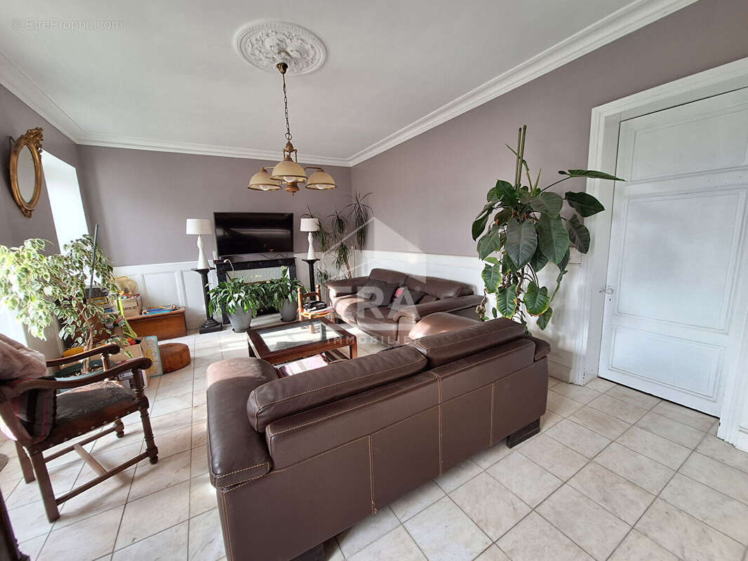 Maison à SAUGNACQ-ET-MURET