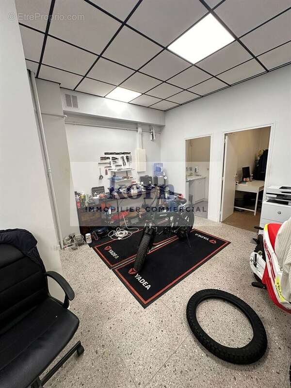 Commerce à PARIS-14E