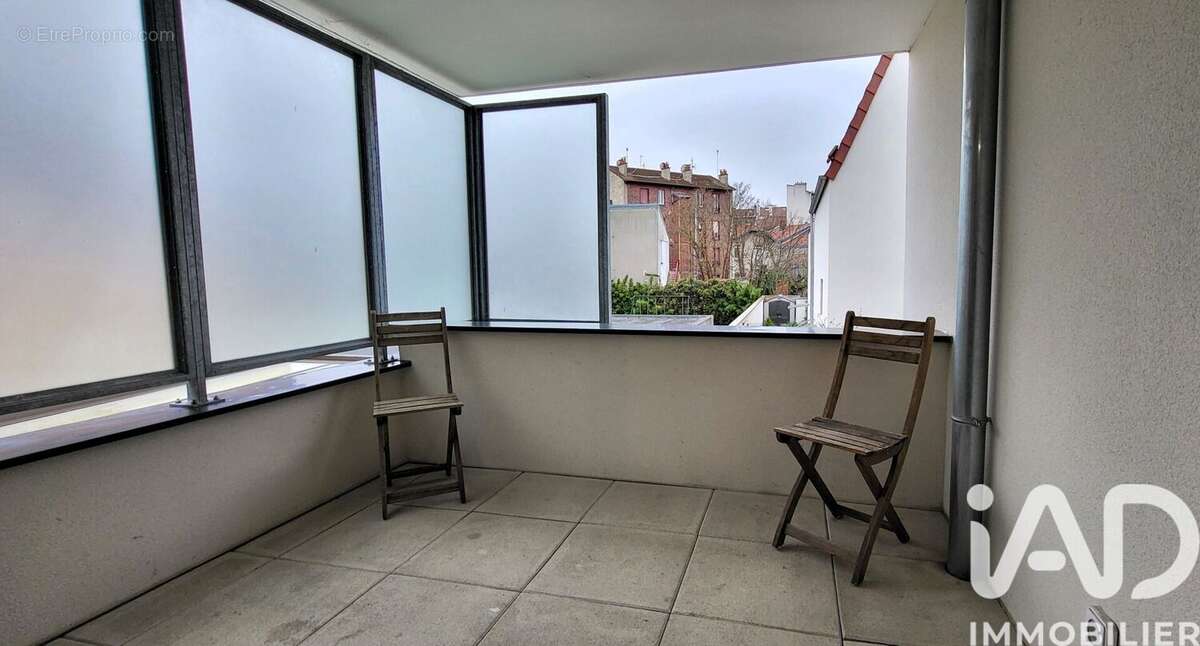 Photo 4 - Appartement à GENNEVILLIERS