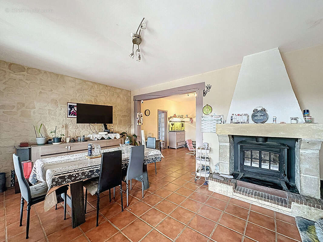 Maison à PESSAN
