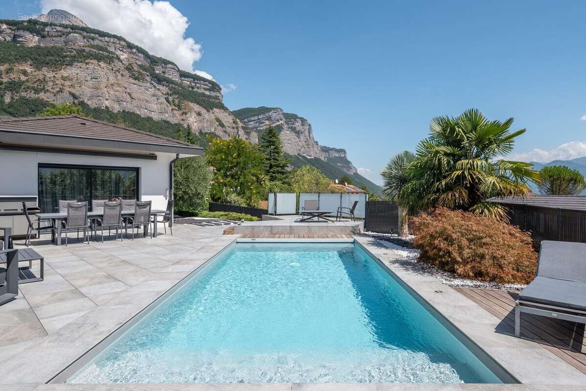 Maison 180 m² à Bernin  - photo 5