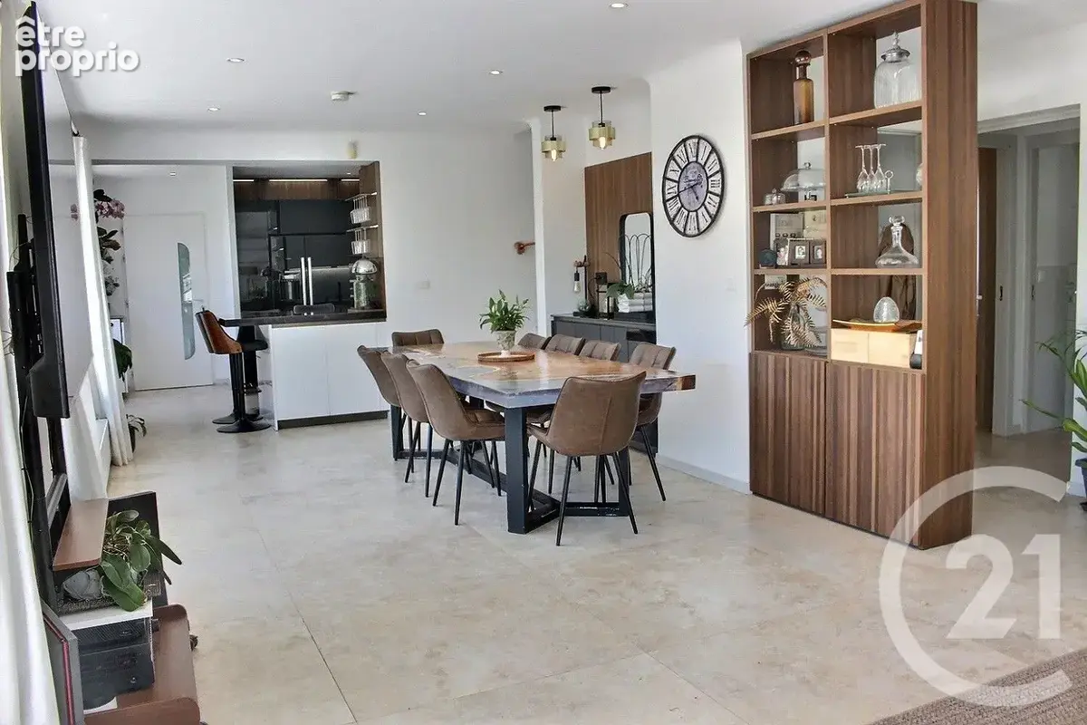 Maison 9 pièces 214 m² à vendre à Roquefort-Les-Pins (06330) - photo 5