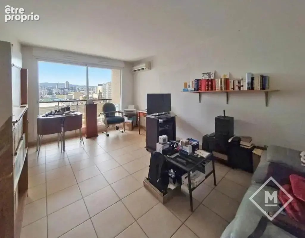 Appartement T3 terrasse, lumineux, vue dégagée à Marseille 10ème (Cap Est) - photo 1