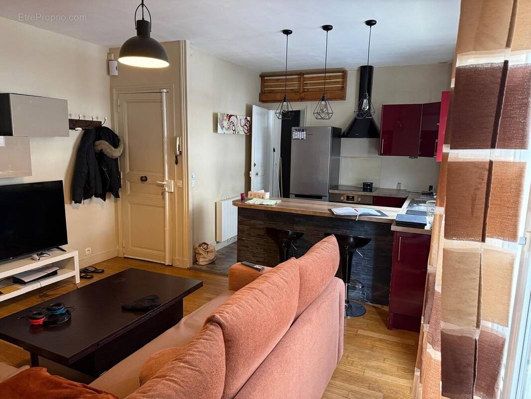 Appartement à LE PERREUX-SUR-MARNE