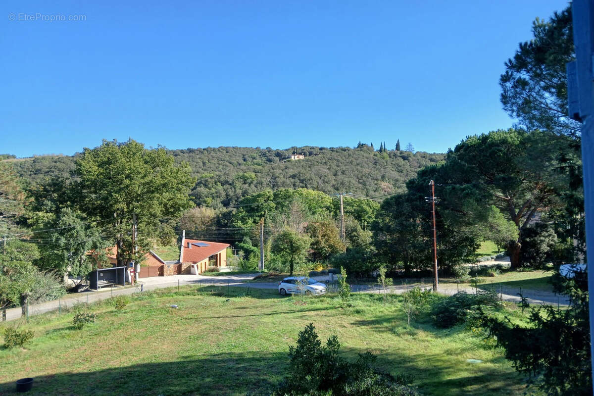 Maison à REYNES
