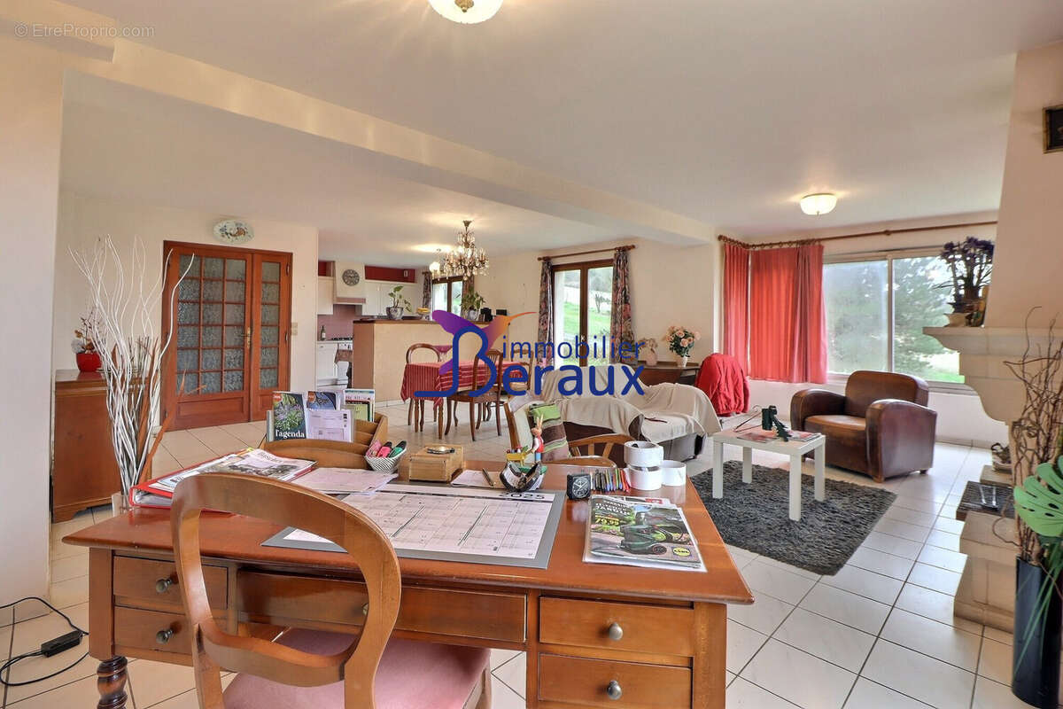 Maison à SAINT-MARTIN-DE-BOSCHERVILLE