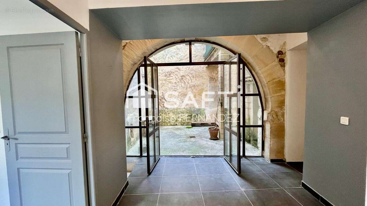 Photo 6 - Appartement à PERNES-LES-FONTAINES