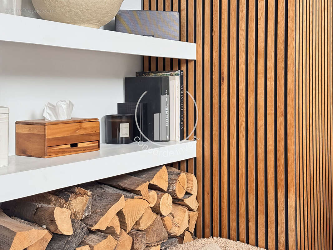 Appartement à COURBEVOIE