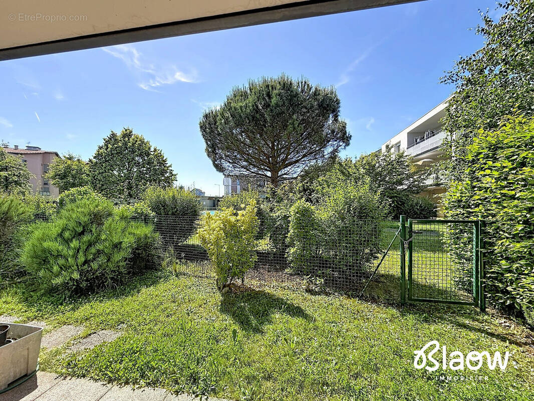 Appartement à MEYZIEU