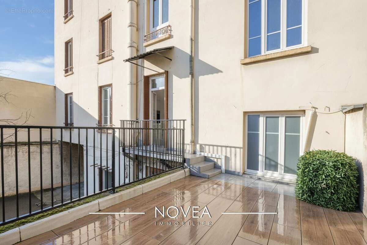 Appartement 120 m² à Villeurbanne  - photo 8