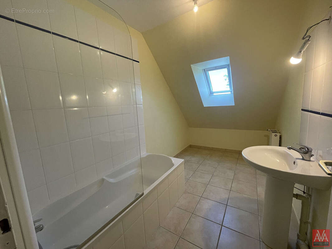 Maison à MONCEAUX-EN-BESSIN