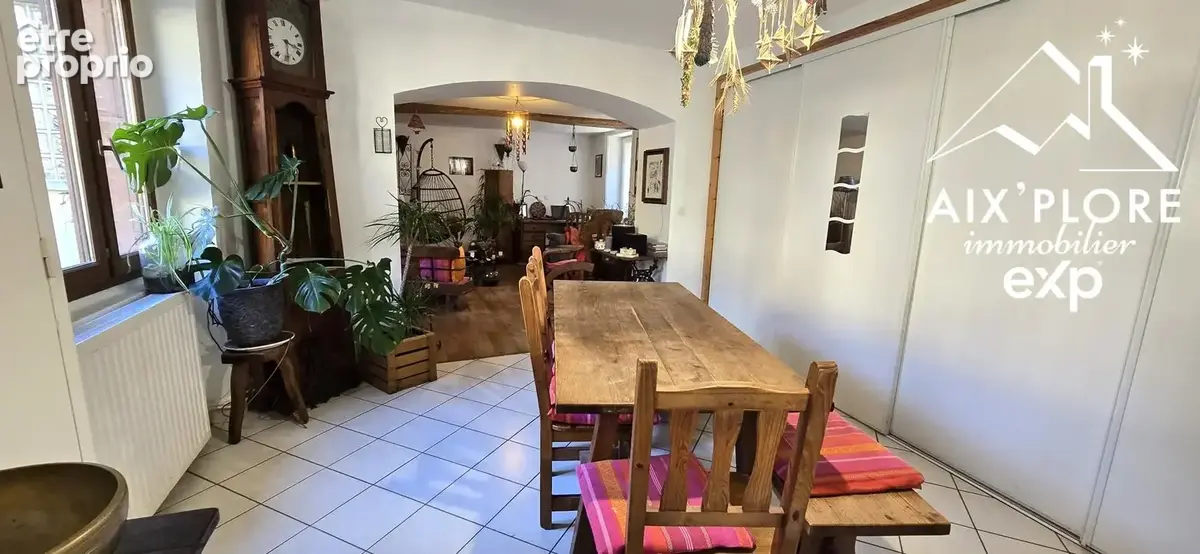 Maison à AMBUTRIX