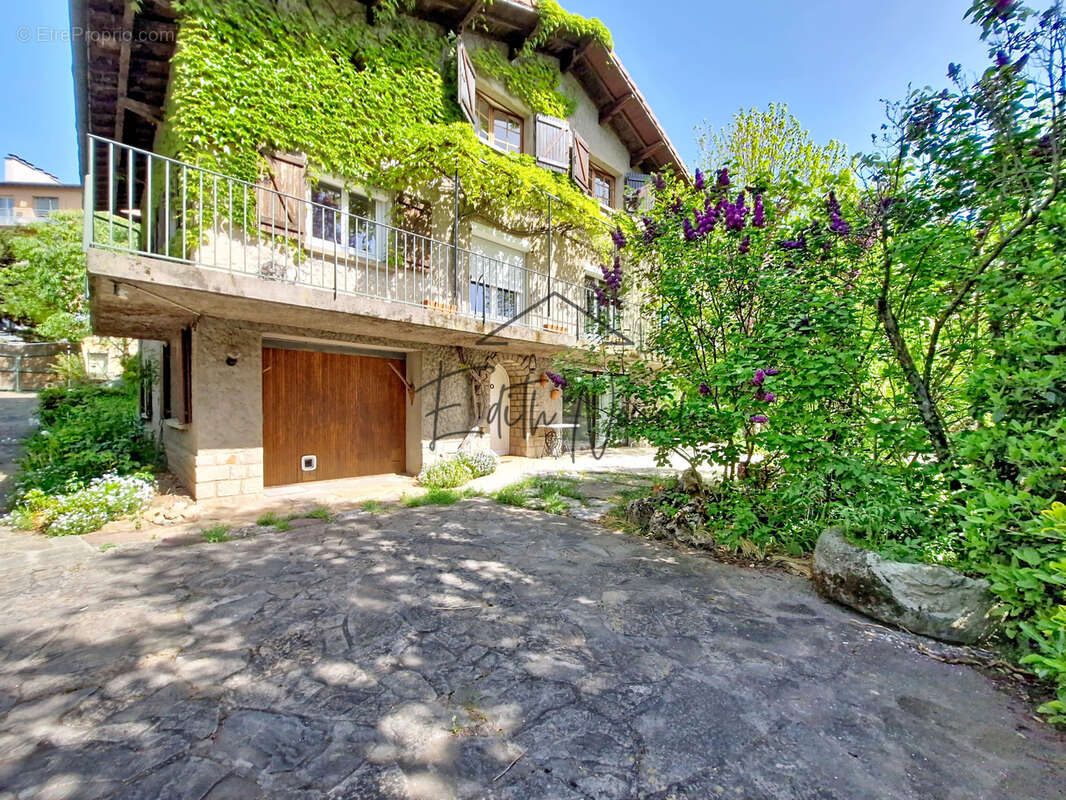 Maison à MILLAU