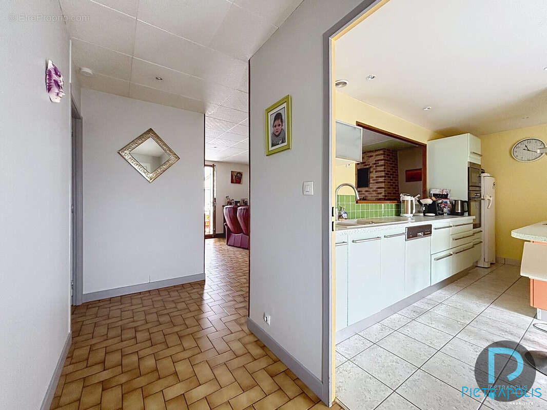 Maison à MEZERIAT