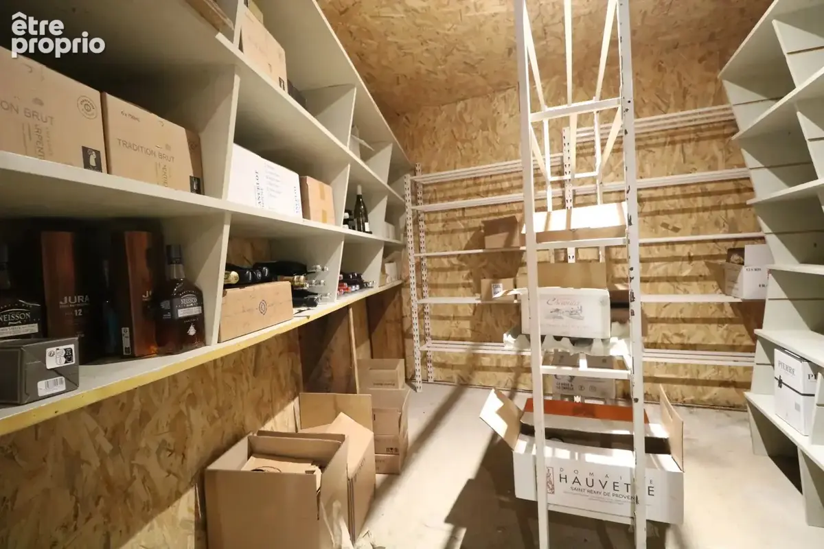 Local Commercial de 125m² au coeur de Soucieu - photo 8
