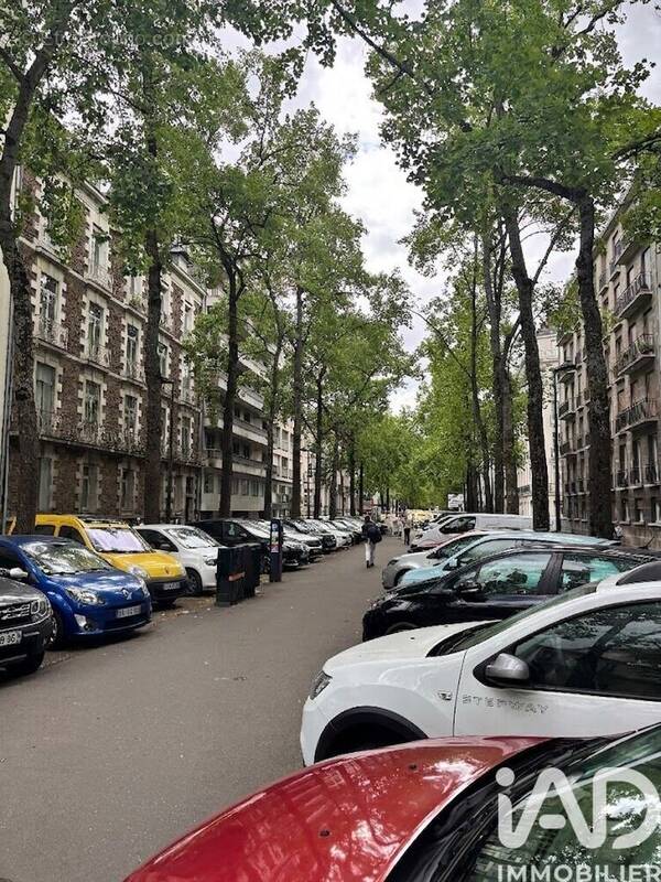 Photo 1 - Parking à NANTES