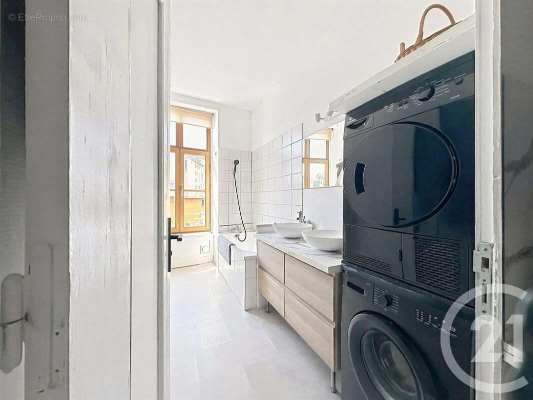 Appartement 70 m² à Vienne  - photo 8
