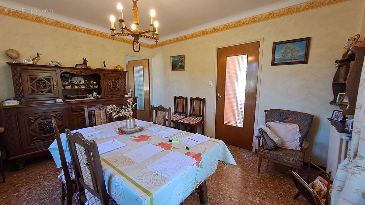 Maison à BOLLENE