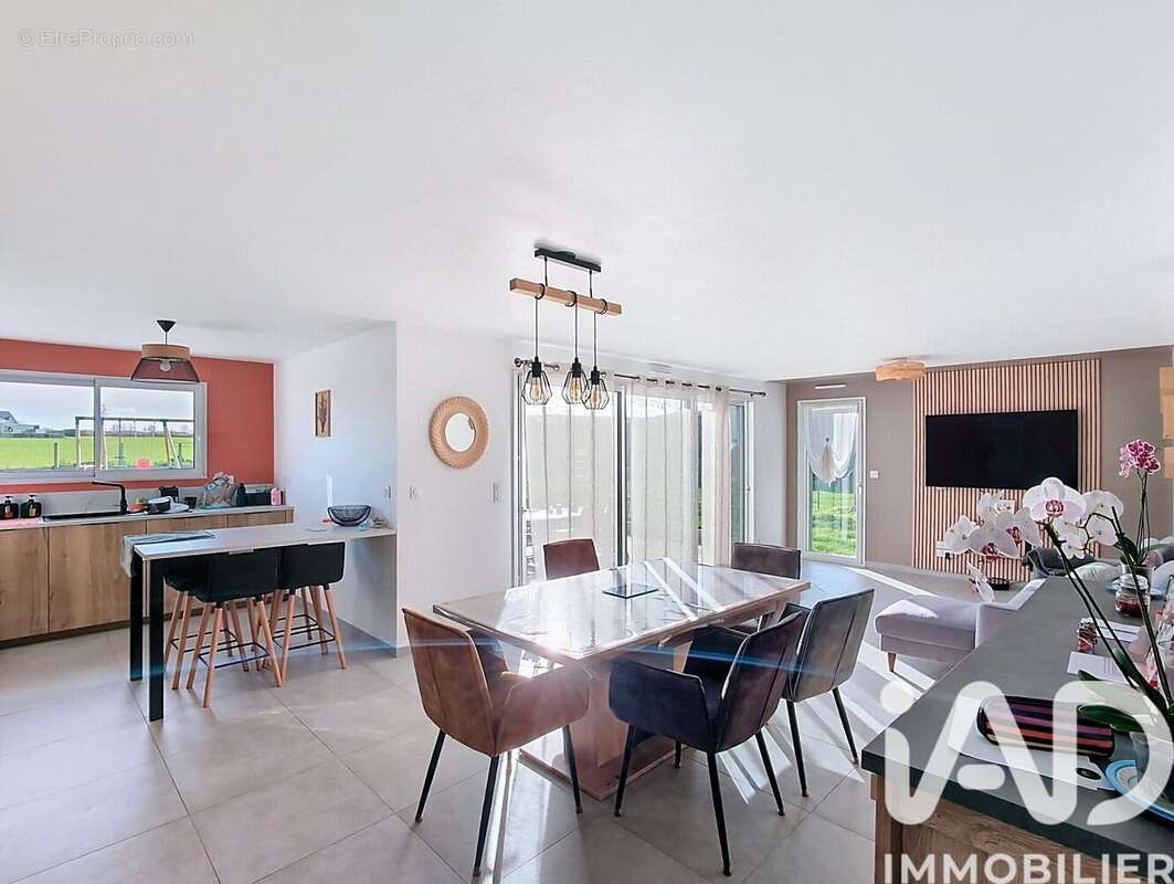 Maison 126 m² à Aucey-La-Plaine  - photo 5