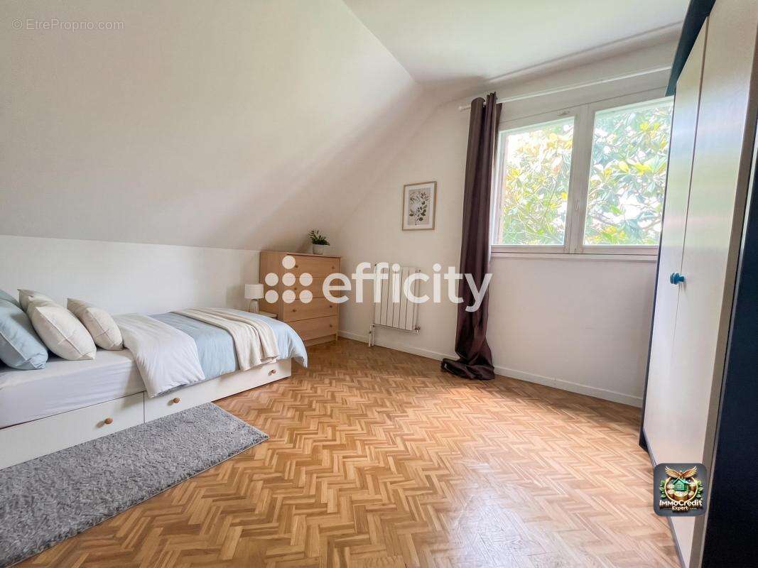 Maison 99 m² à Saint-Mard  - photo 3