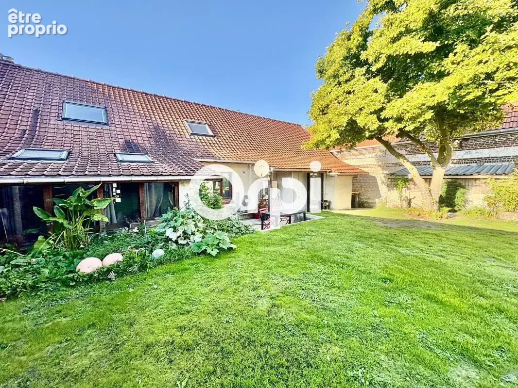 Maison à TOURNEHEM-SUR-LA-HEM