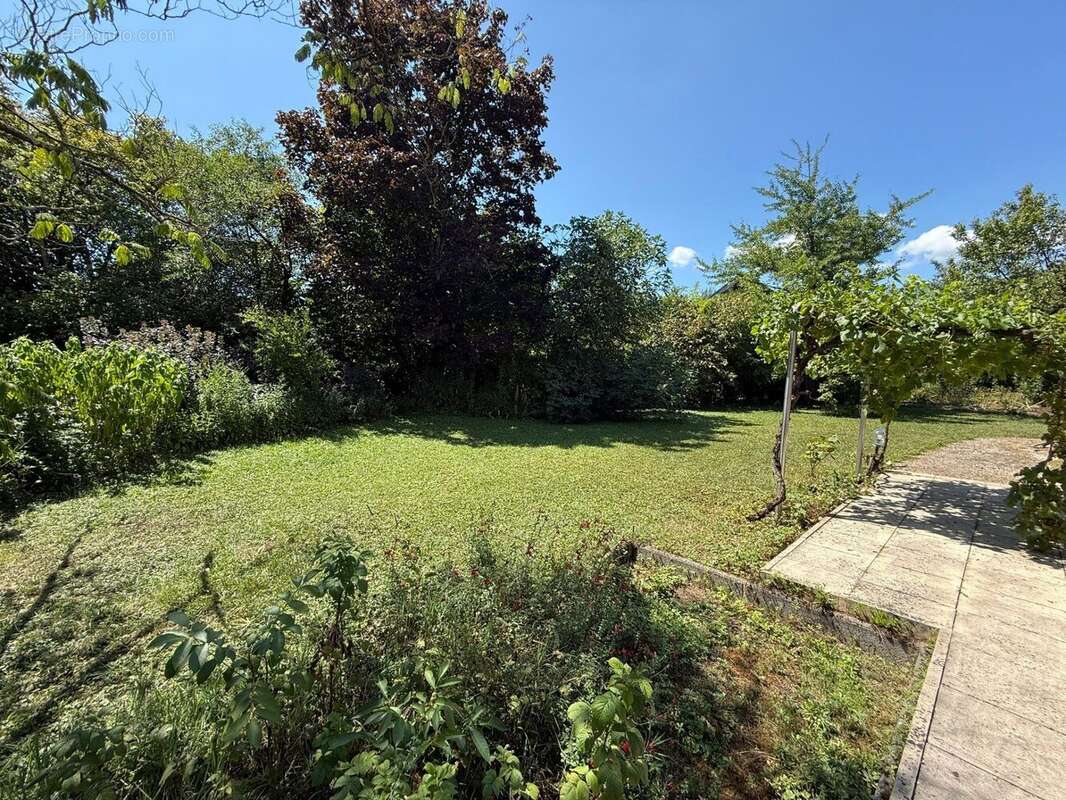 Maison à MONTBONNOT-SAINT-MARTIN