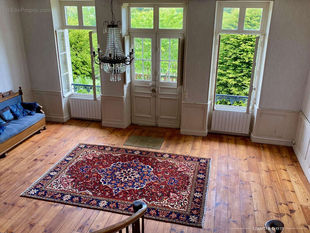 Autre à SALIES-DE-BEARN