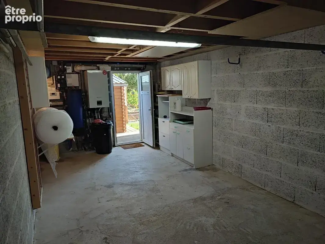 Maison 5 CHs, Bureau, Garage proche bourg - photo 19