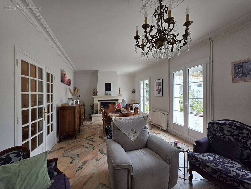 Maison à BREUIL-MAGNE