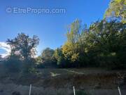 Terrain à FIGANIERES