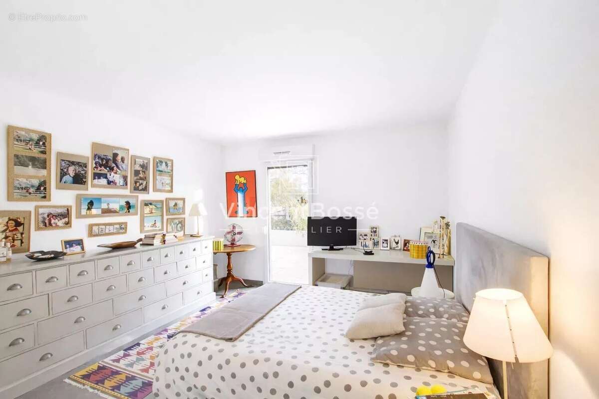 Appartement à MOUGINS