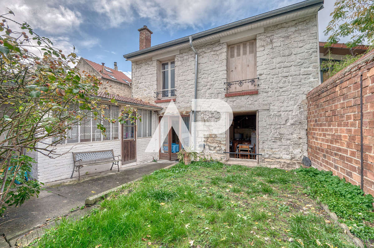 Appartement à RUEIL-MALMAISON