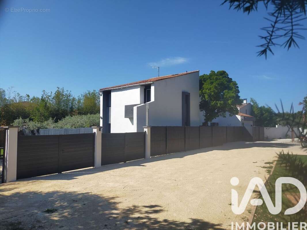 Photo 9 - Maison à NIMES