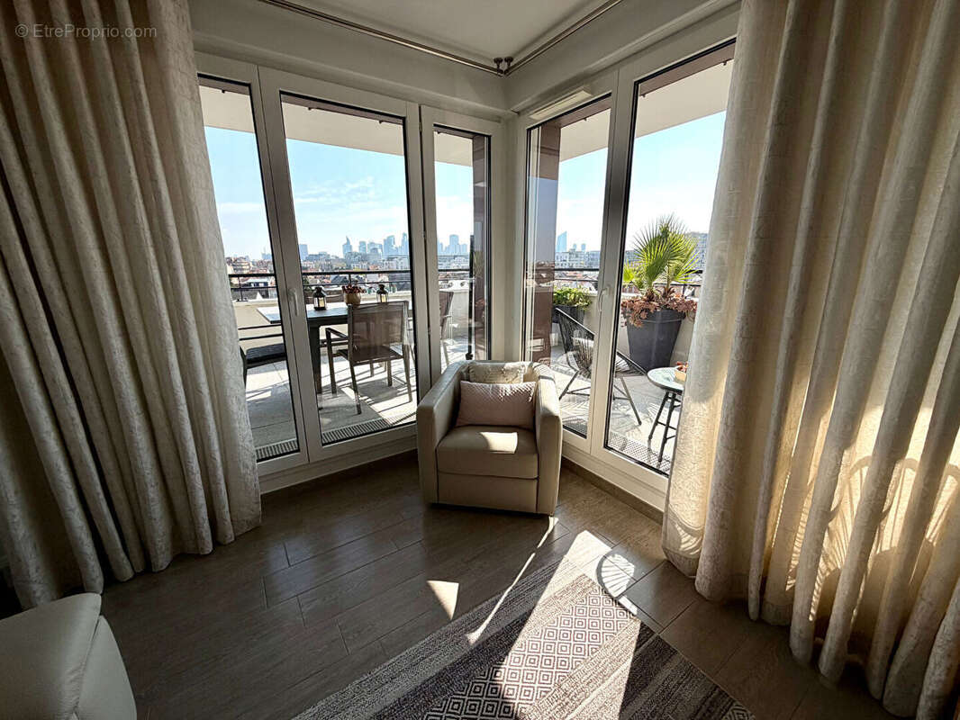 Appartement à COLOMBES