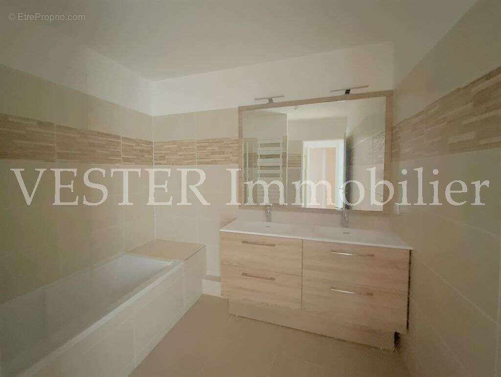 Appartement à SURESNES