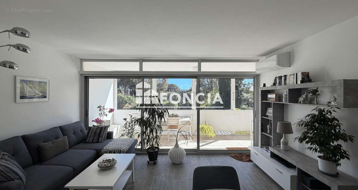 Appartement à LE LAVANDOU
